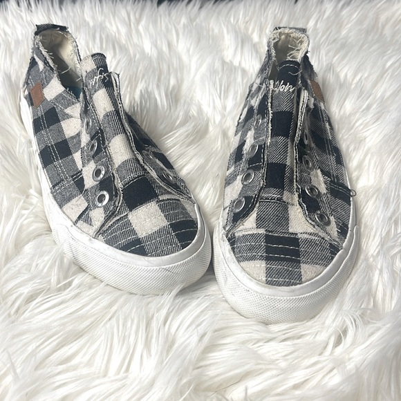 Blowfish Shoes - Blowfish Black and White Plaid Slip-On Sneakers